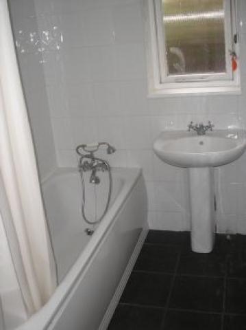 			NEW ON!, 1 Bedroom, 1 bath, 1 reception Flat			 Denning Road, HAMSPTEAD NW3